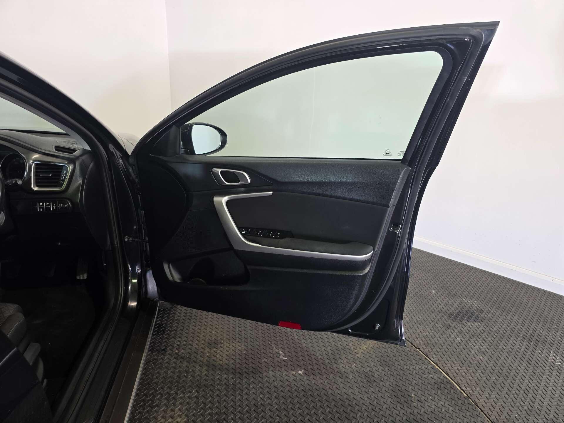 Kia Xceed view 13