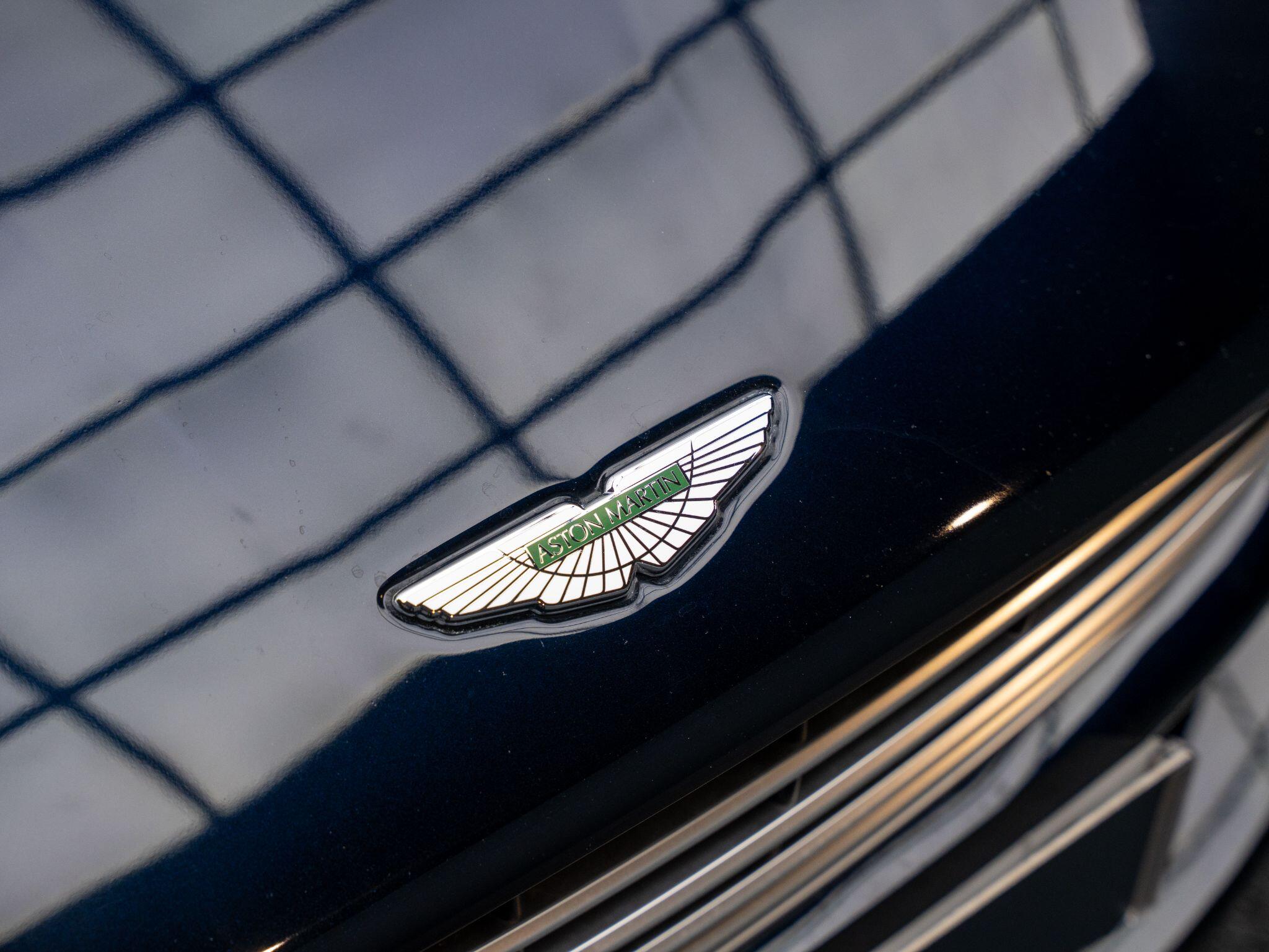 Aston Martin DB11 view 29