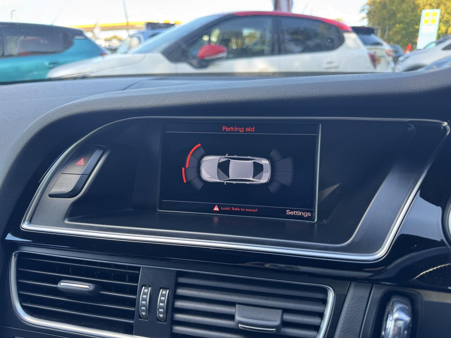 Audi A4 view 17
