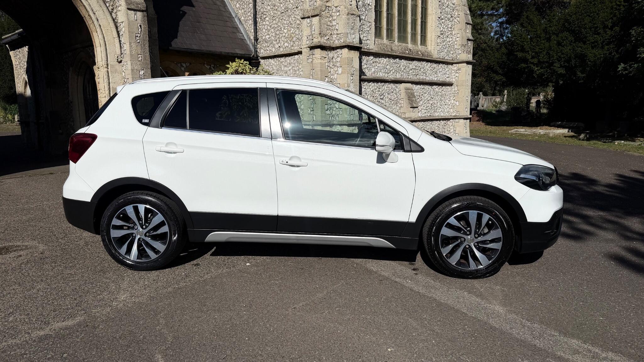 Suzuki SX4 S-Cross view 18