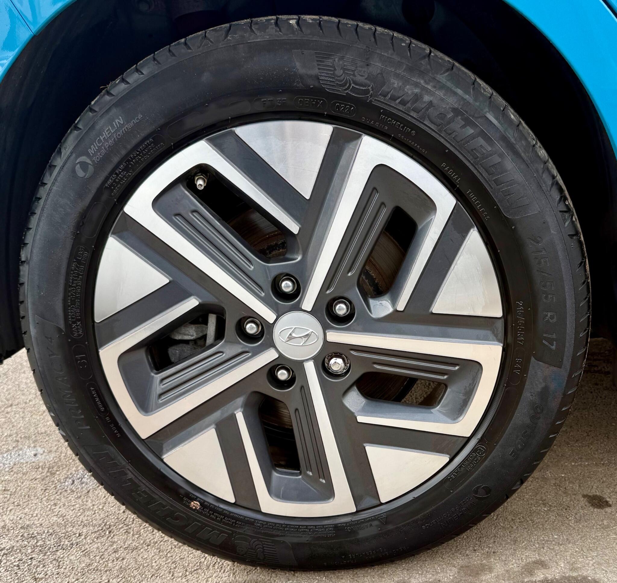 Hyundai Kona view 19