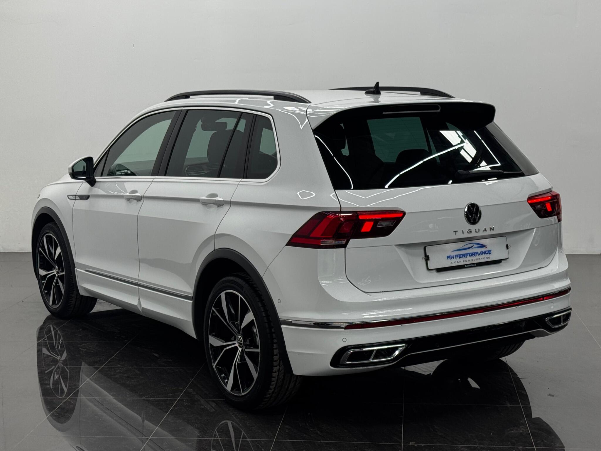 Volkswagen Tiguan view 7