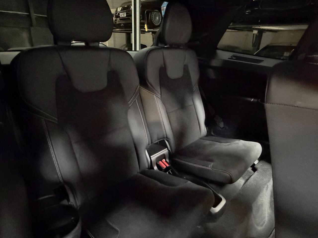 Volvo XC90 view 17