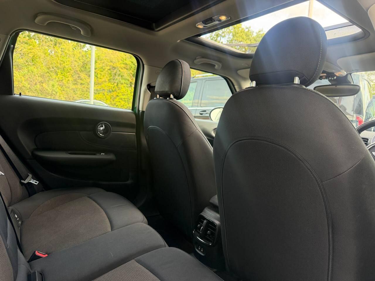 MINI Clubman view 15