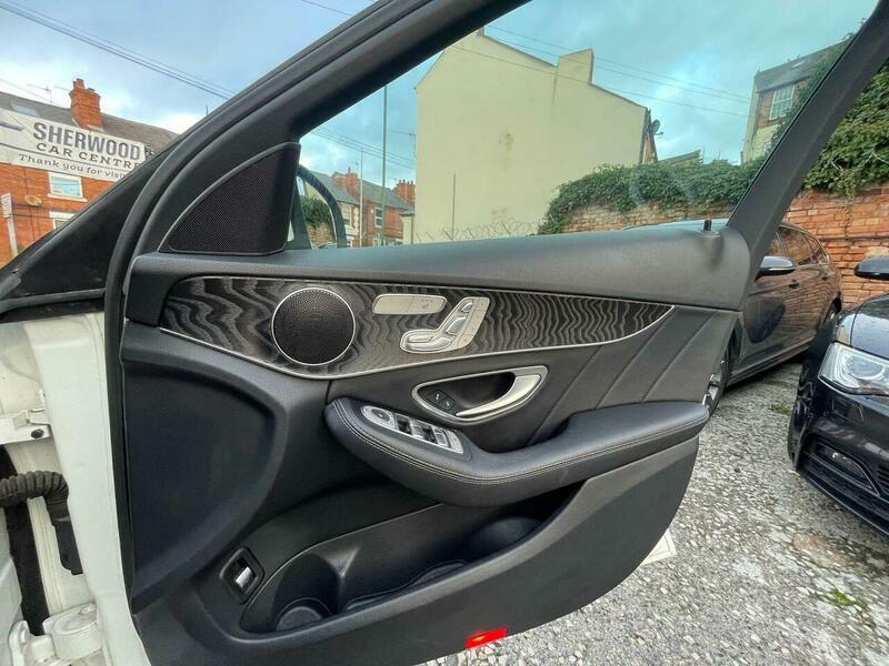 2016 Mercedes-Benz C Class image 43