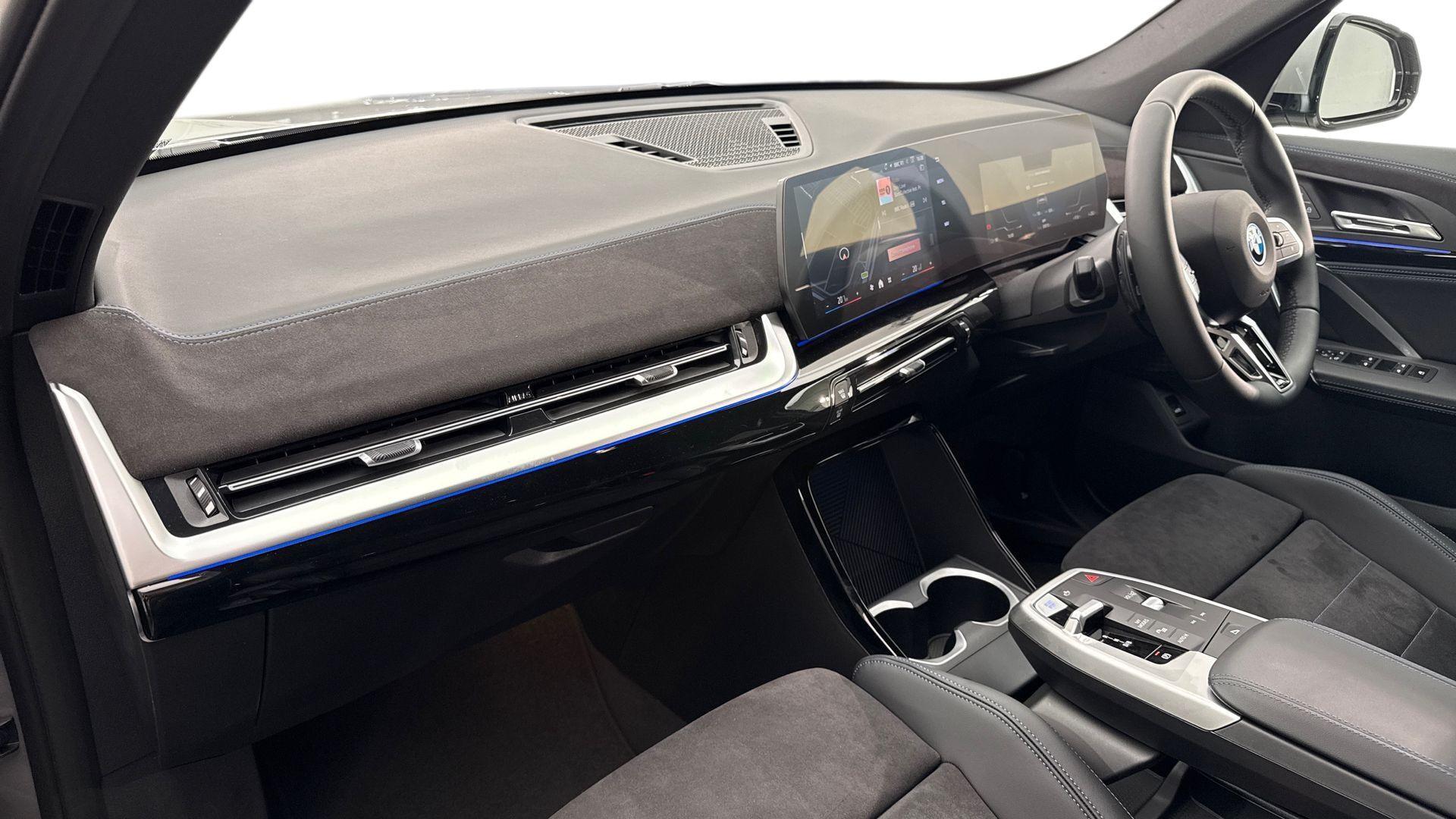BMW Ix1 view 7