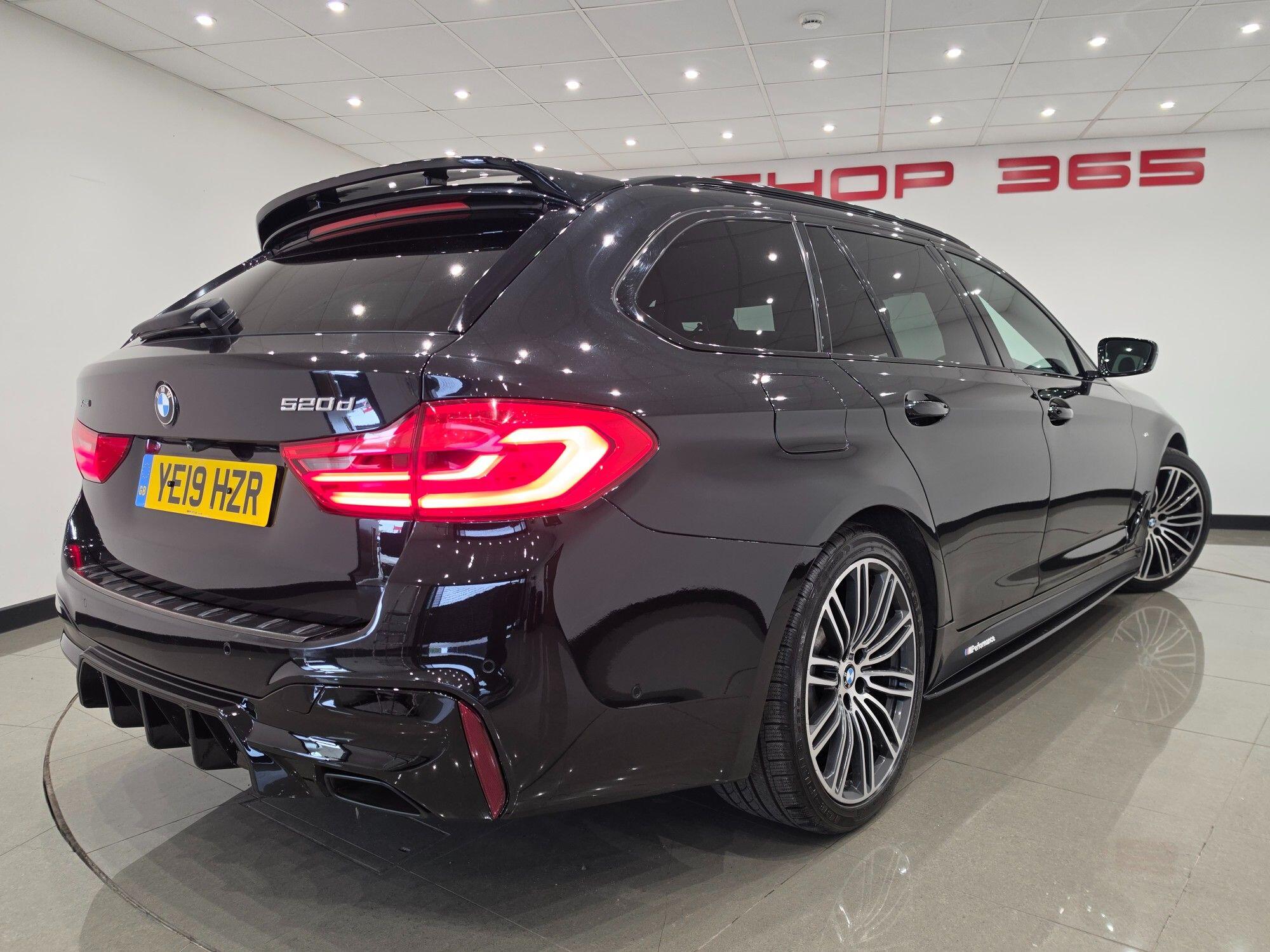 BMW 5 Series view 87