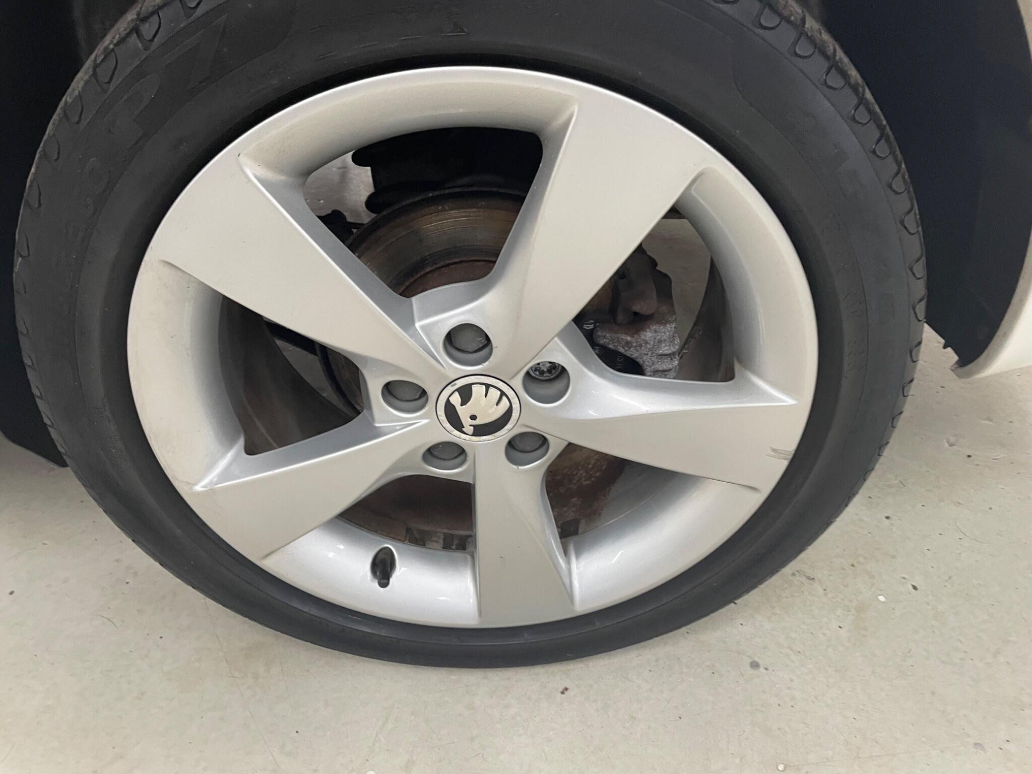 Skoda Rapid view 26