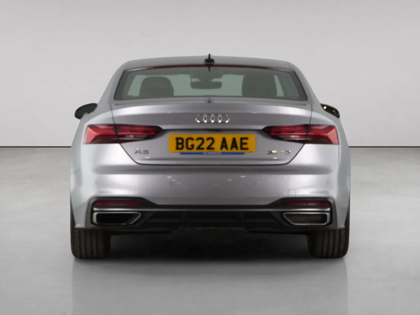 Audi A5 view 7