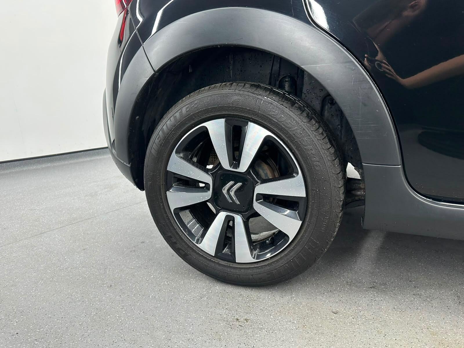 Citroen C3 view 16