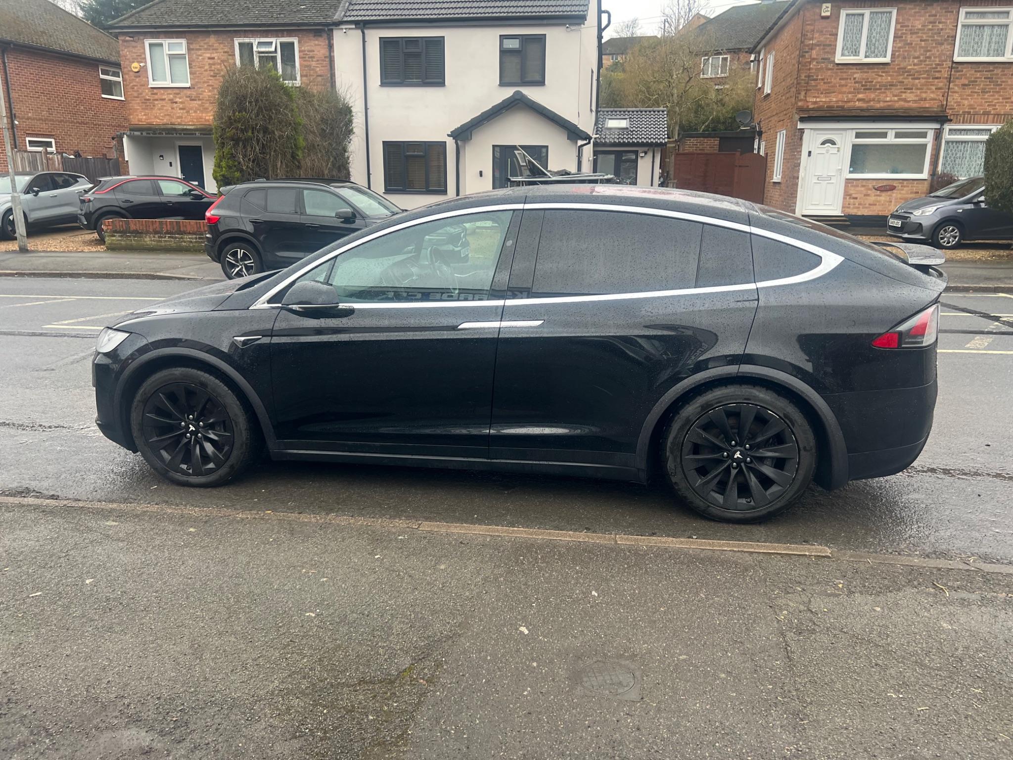 2017 Tesla Model X image 2