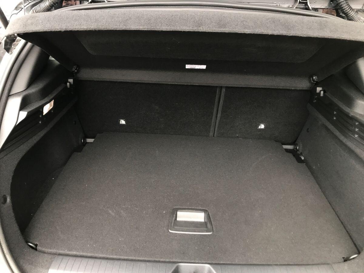 Vauxhall Astra view 8