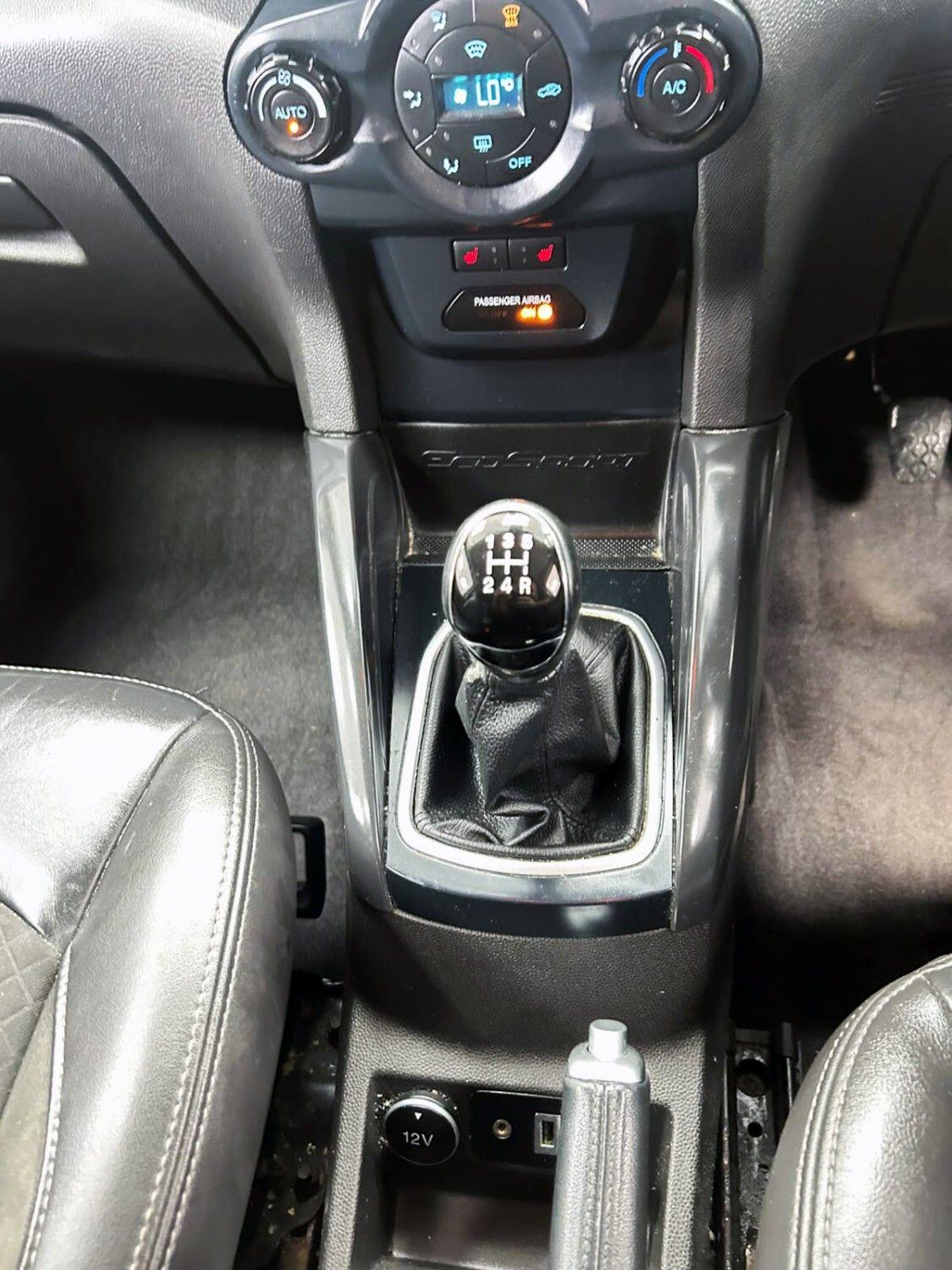 Ford Ecosport view 17