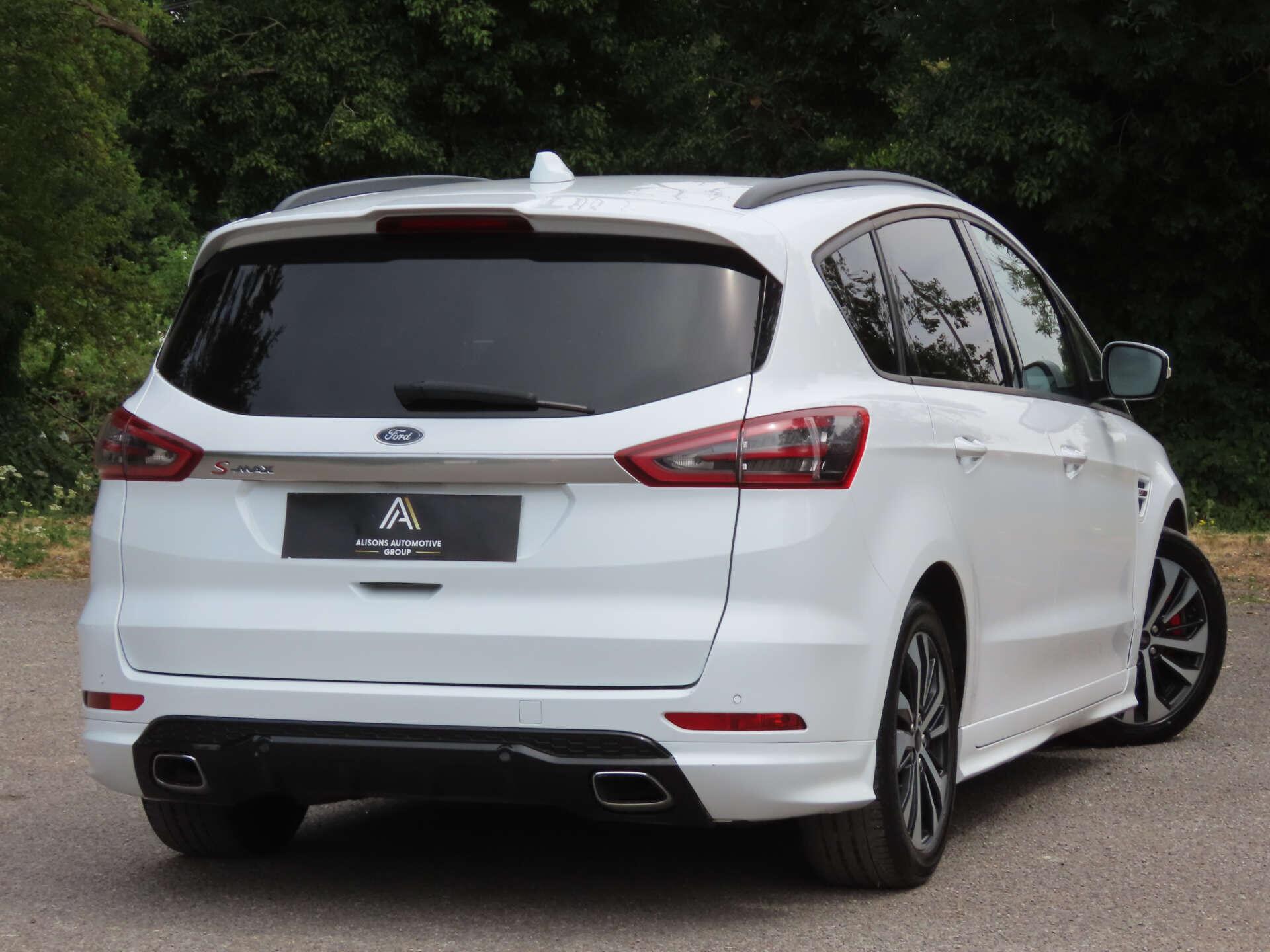 Ford S-Max view 4