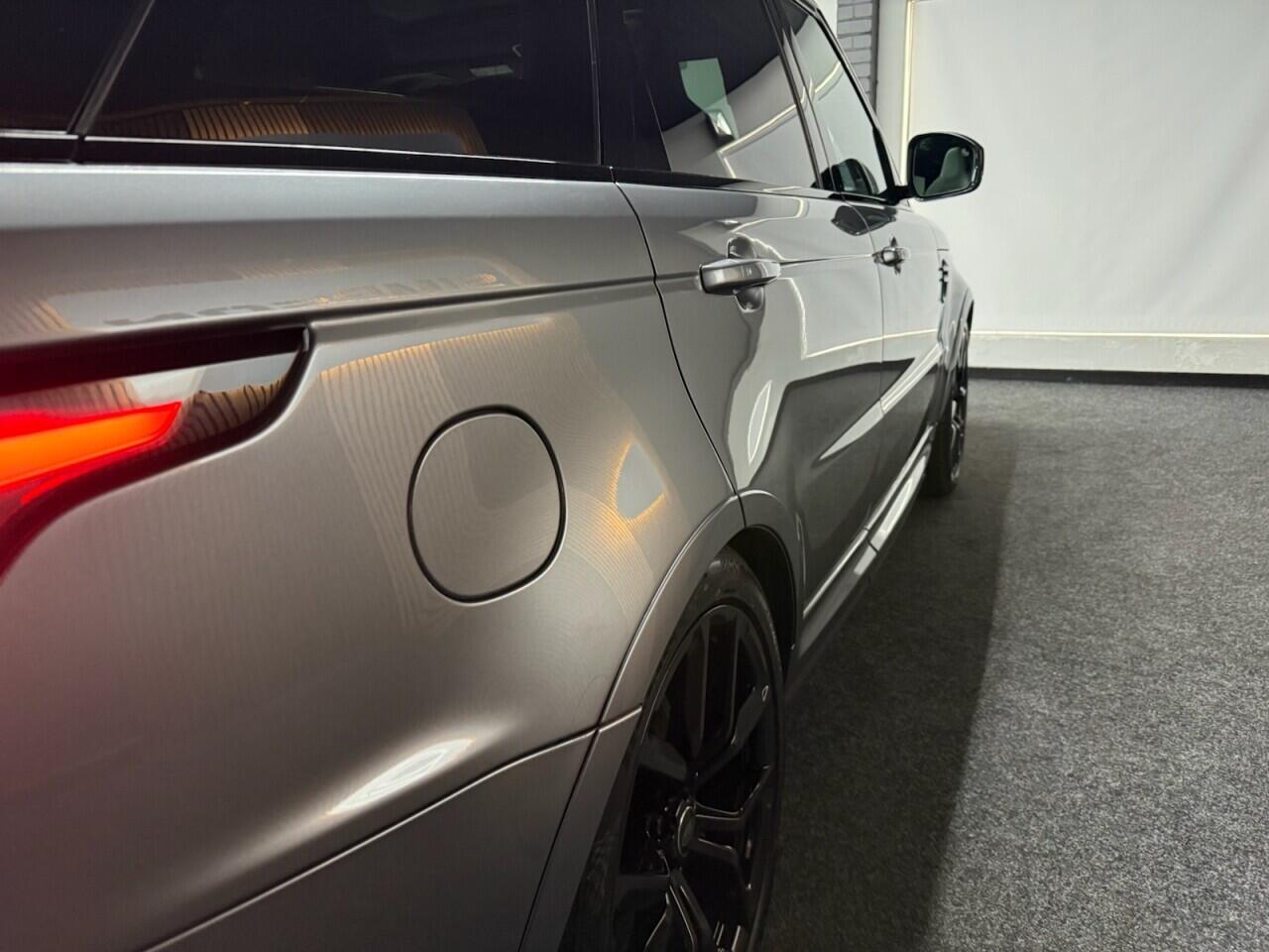 Land Rover Range Rover Sport view 14