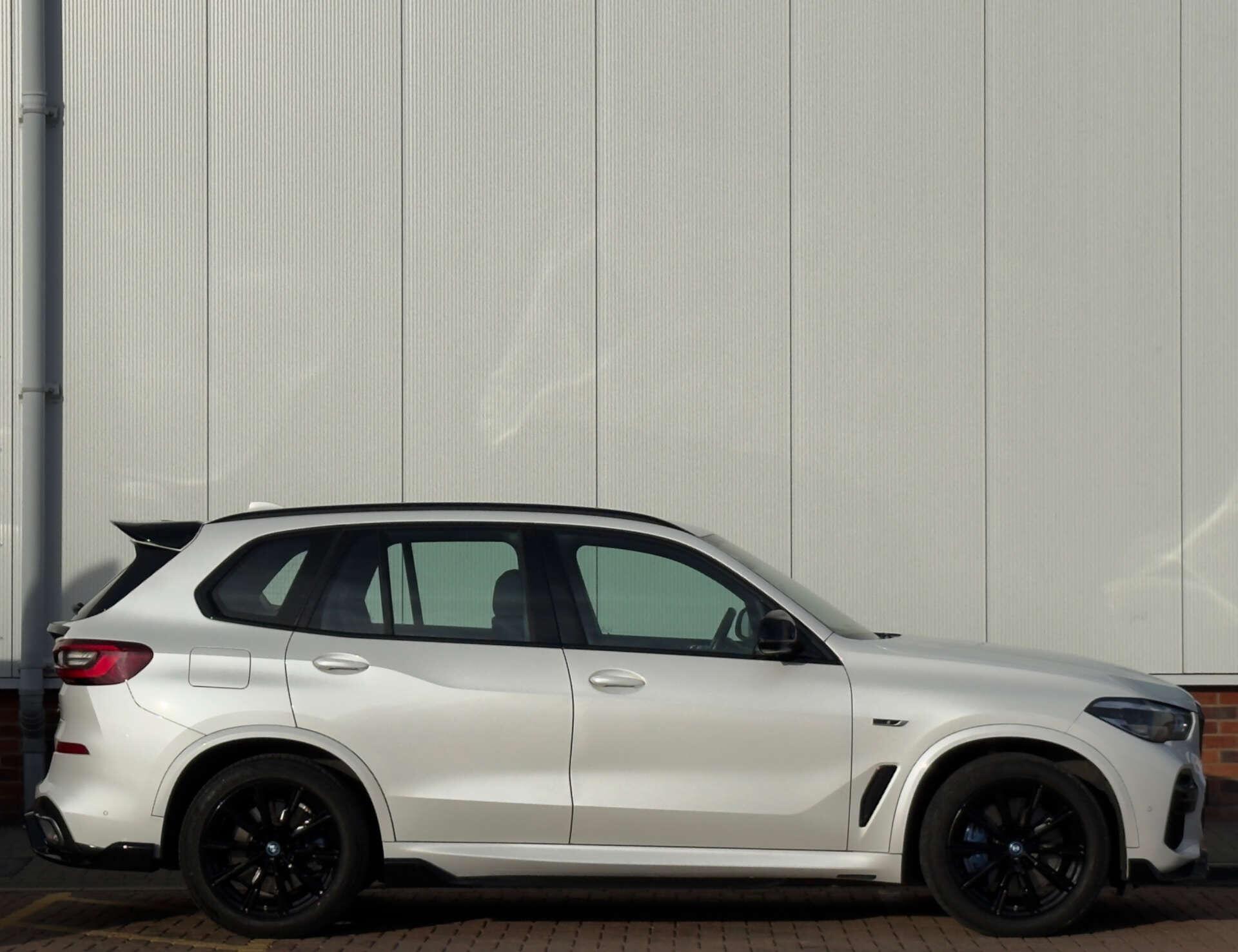 BMW X5 view 7