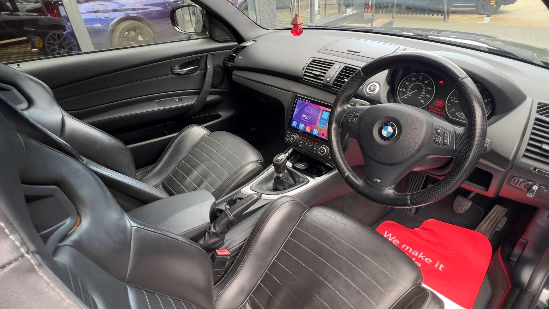 BMW 1 Series view 22