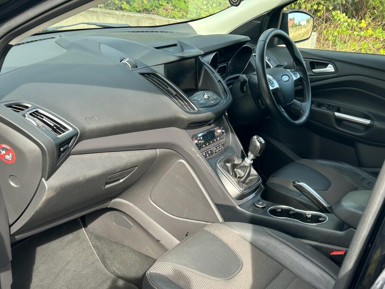 Ford Kuga view 18