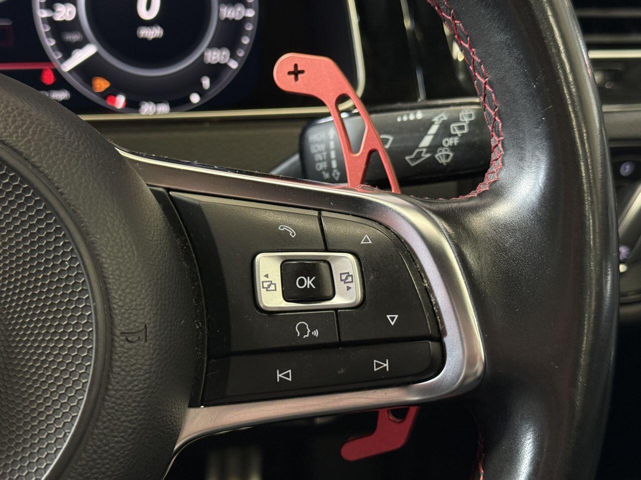 Volkswagen Golf view 35