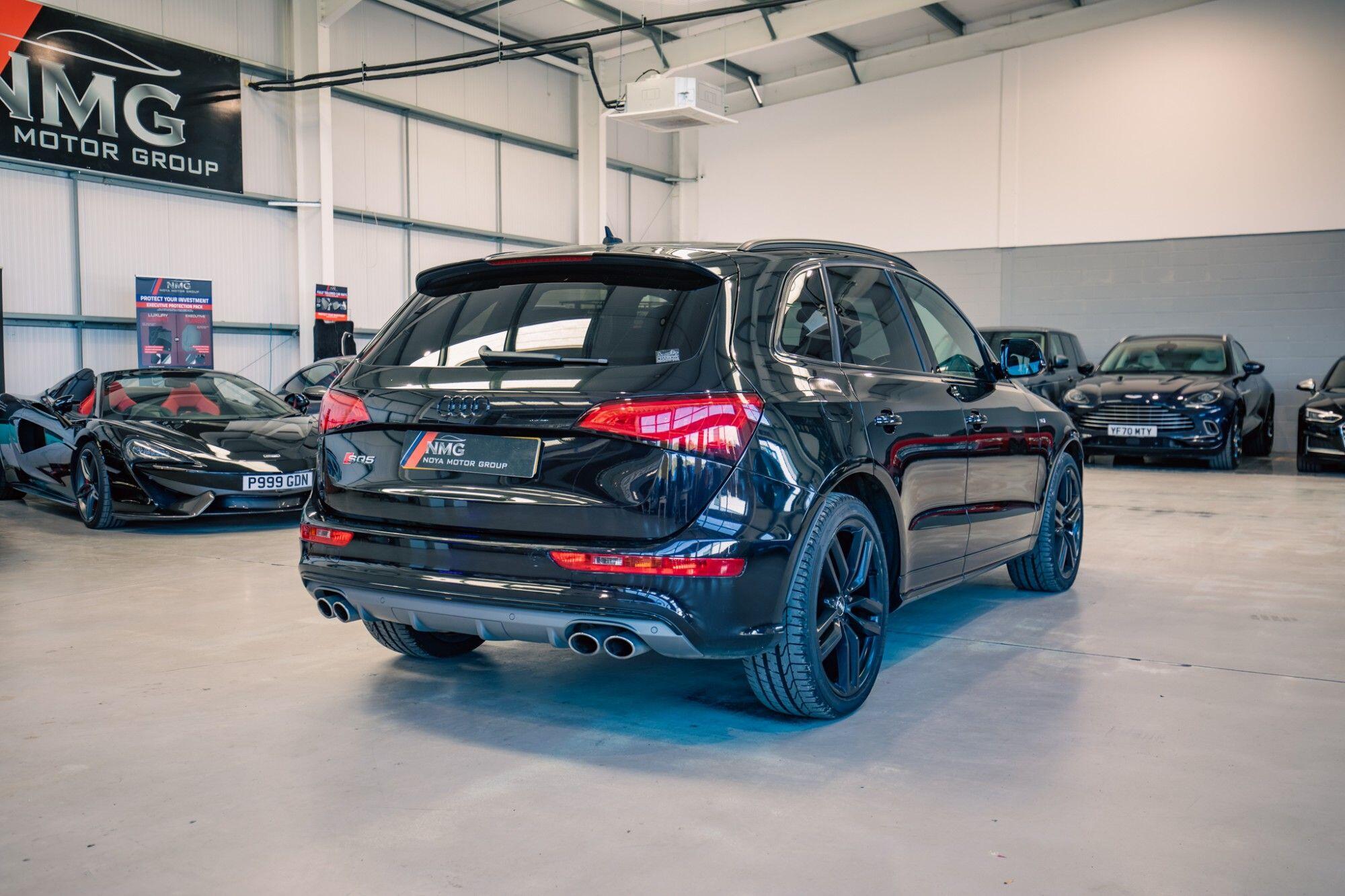 Audi SQ5 view 31