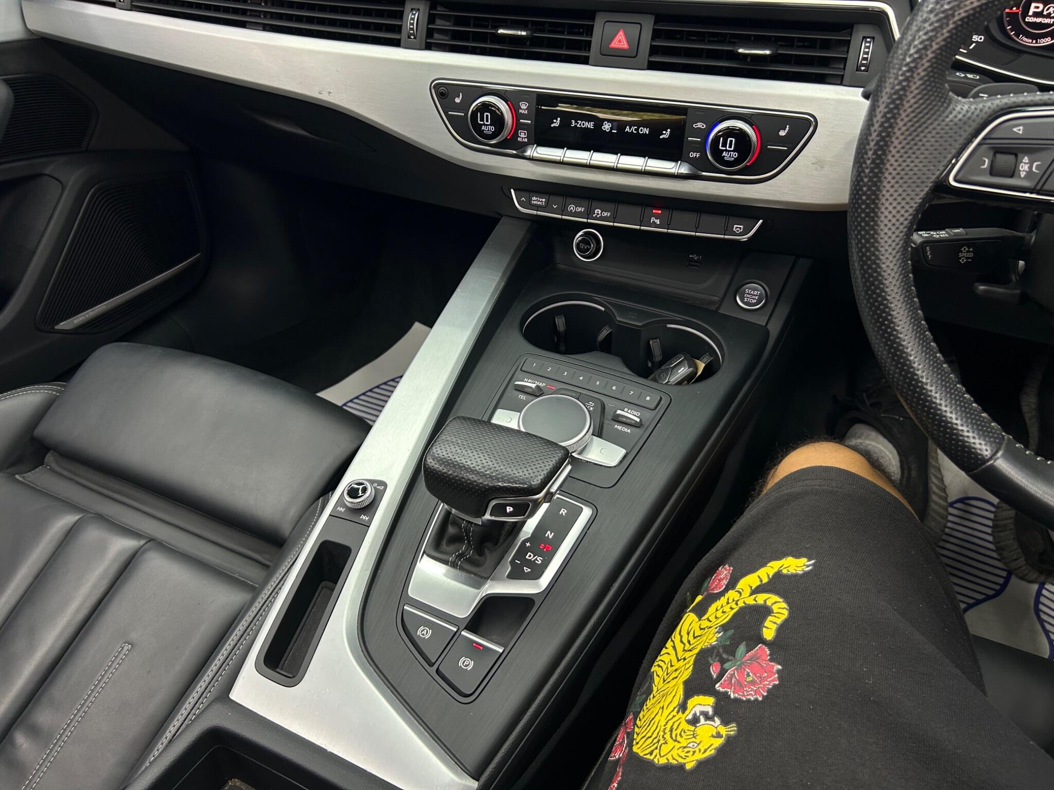Audi A5 view 9