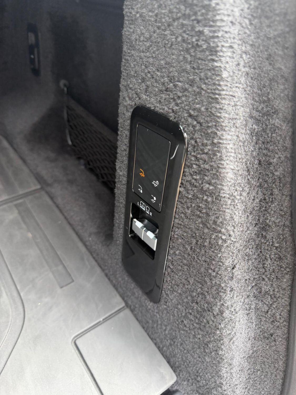 Land Rover Range Rover Sport view 47