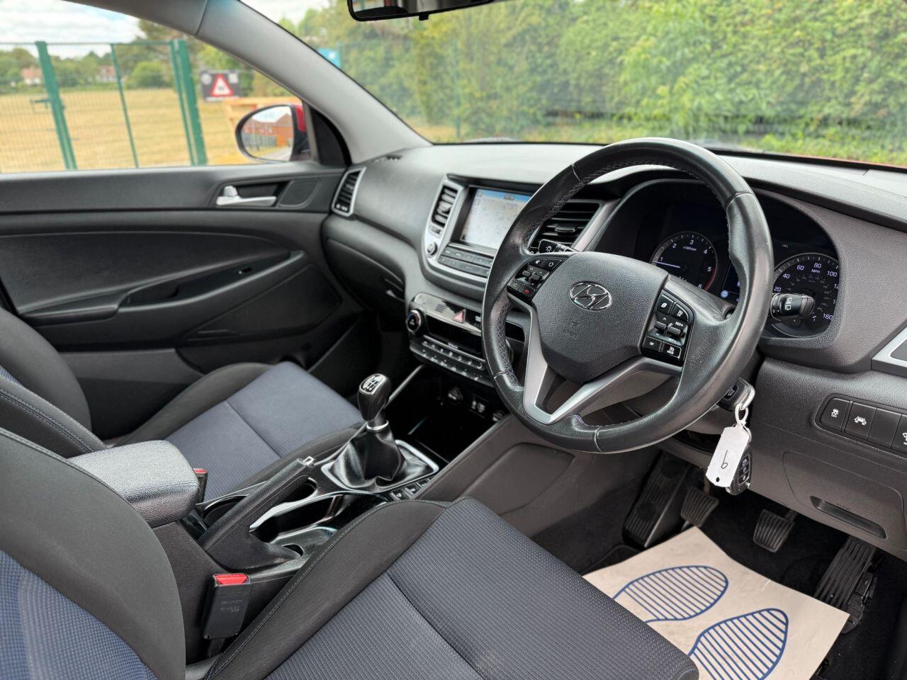 Hyundai Tucson view 8