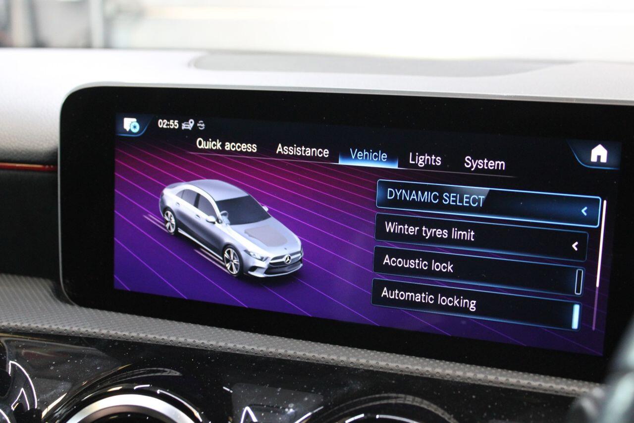 Mercedes-Benz A-Class view 22