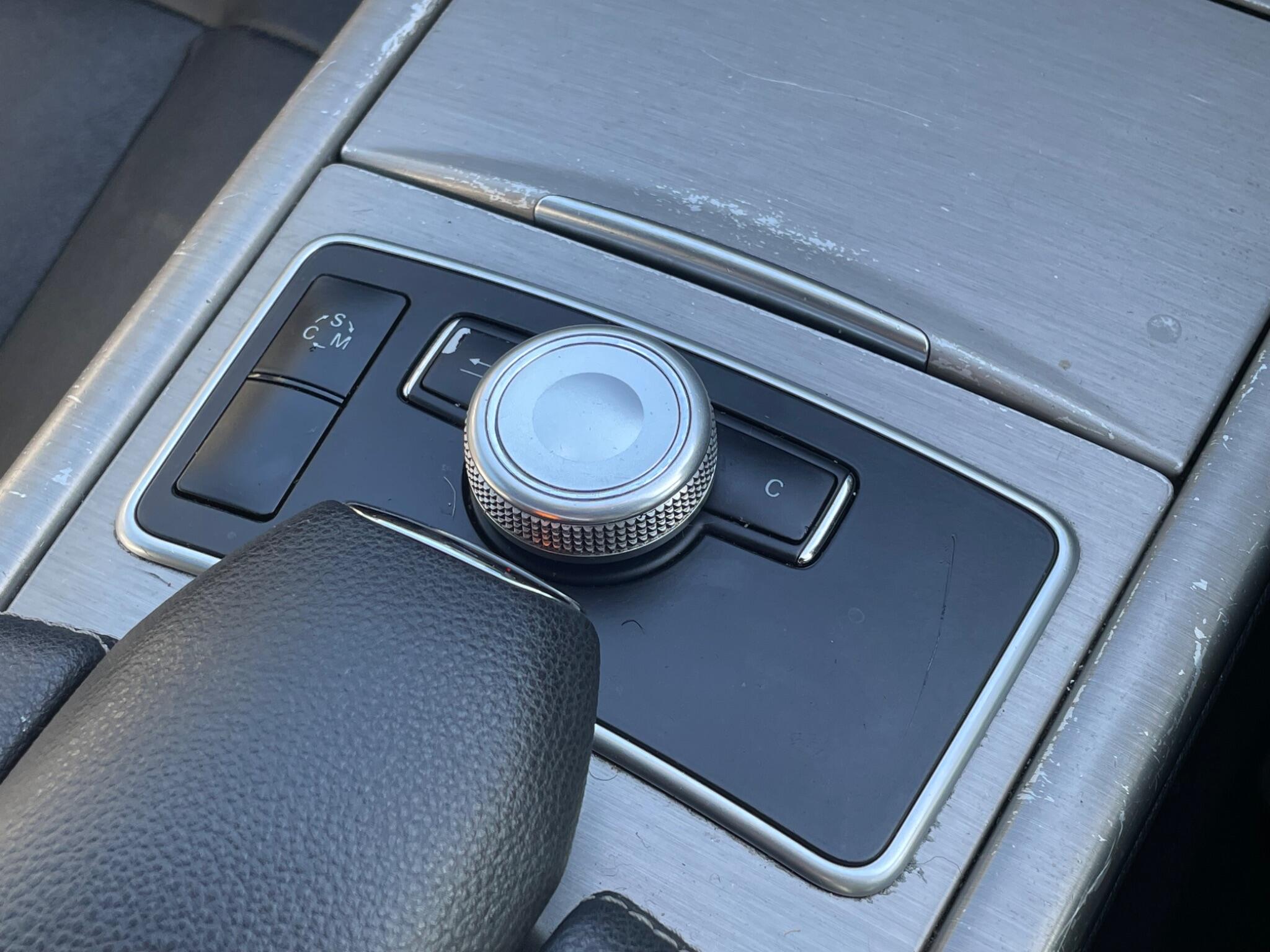 Mercedes-Benz E-Class view 48
