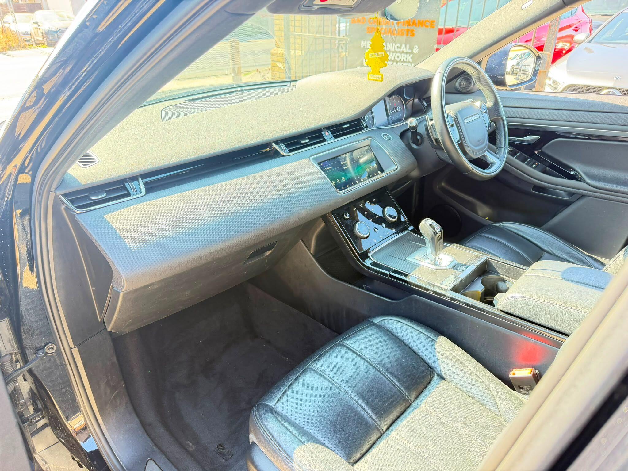 Land Rover Range Rover Evoque view 9