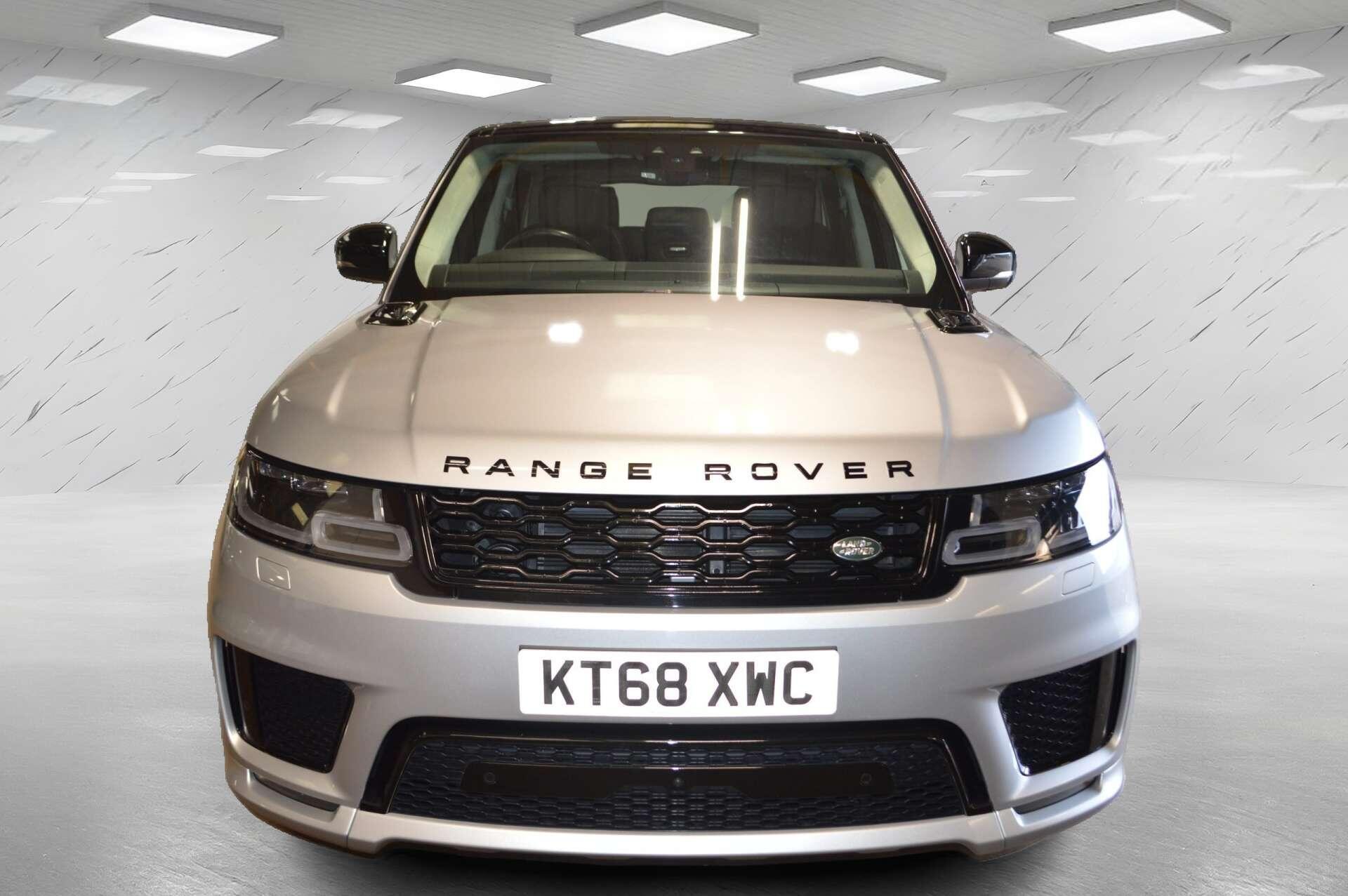 Land Rover Range Rover Sport view 2