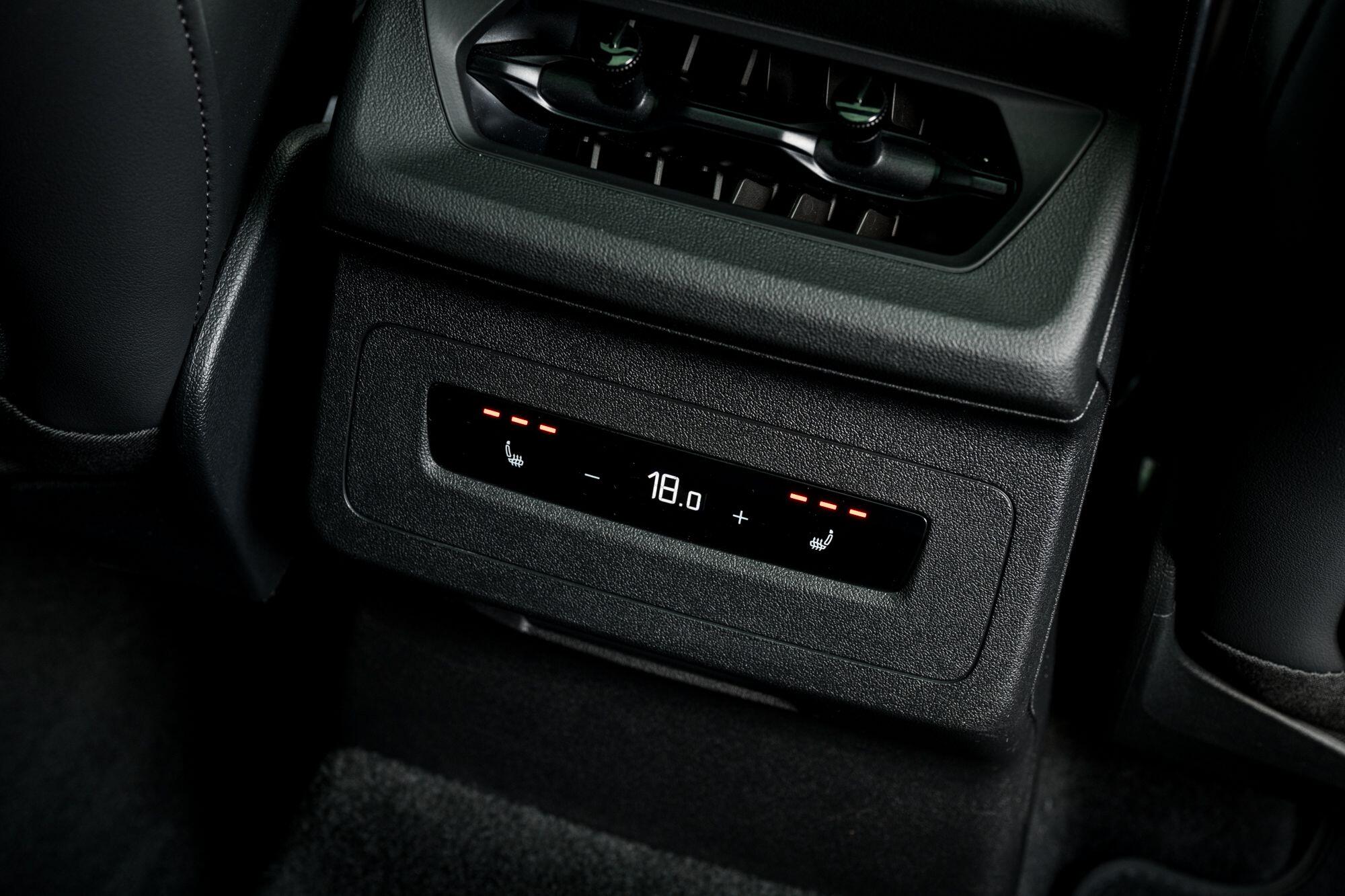 Audi SQ6 E-Tron view 35