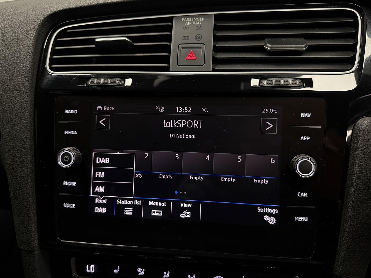Volkswagen Golf view 15