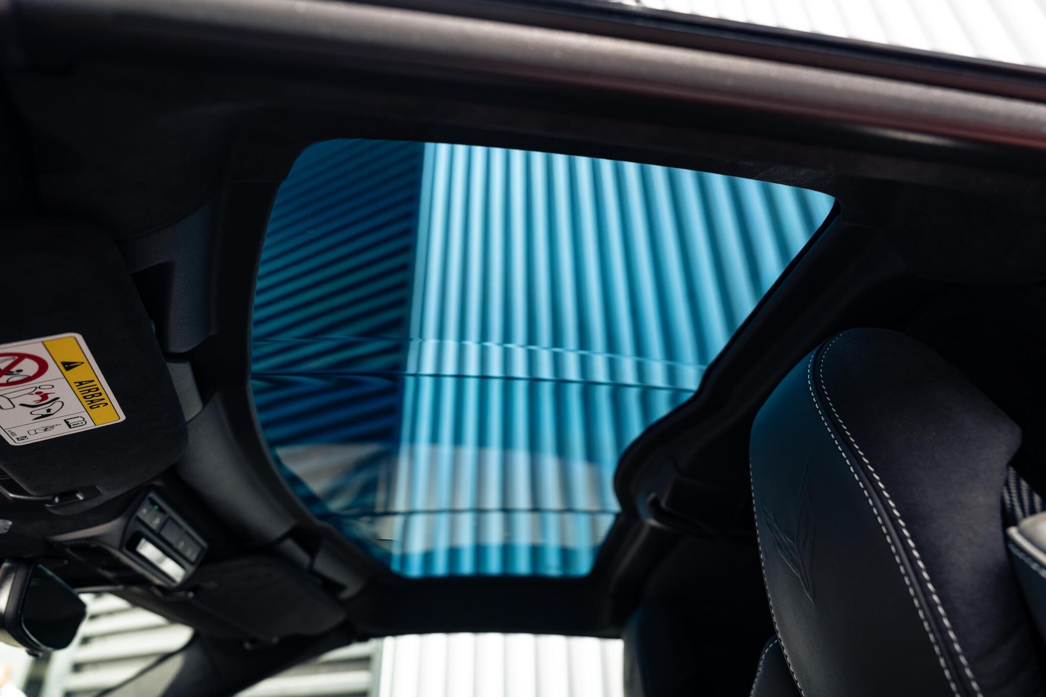 Chevrolet Corvette Stingray view 13