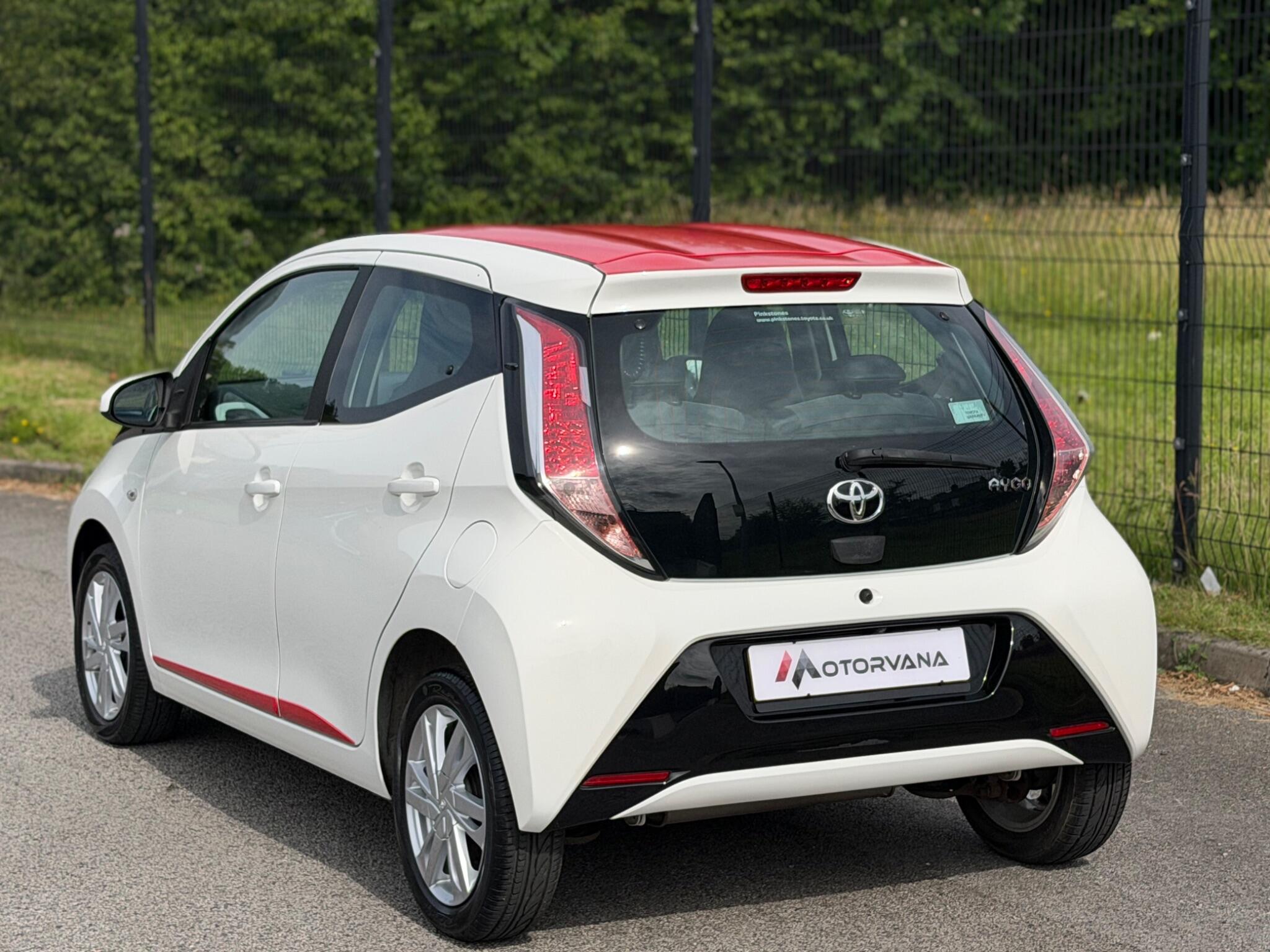 Toyota Aygo view 4