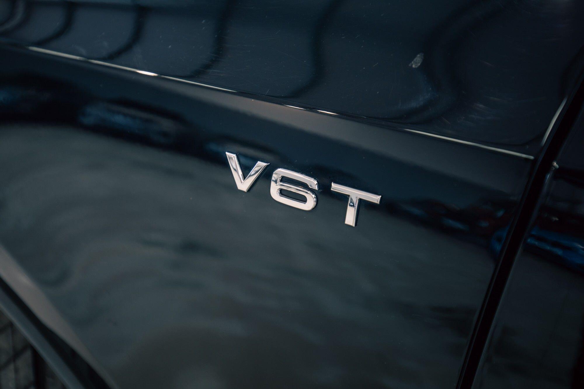 Audi SQ5 view 6