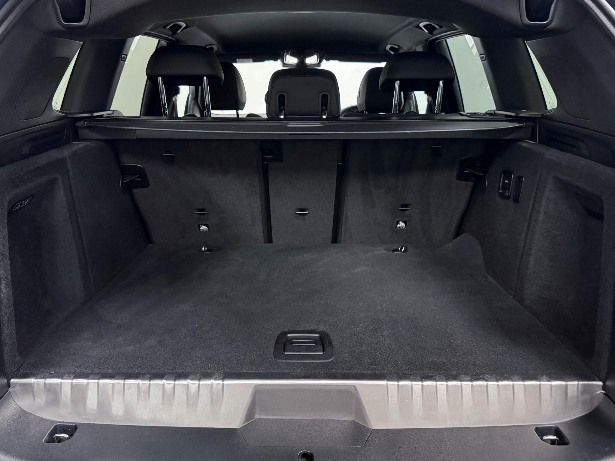 BMW X3 view 7