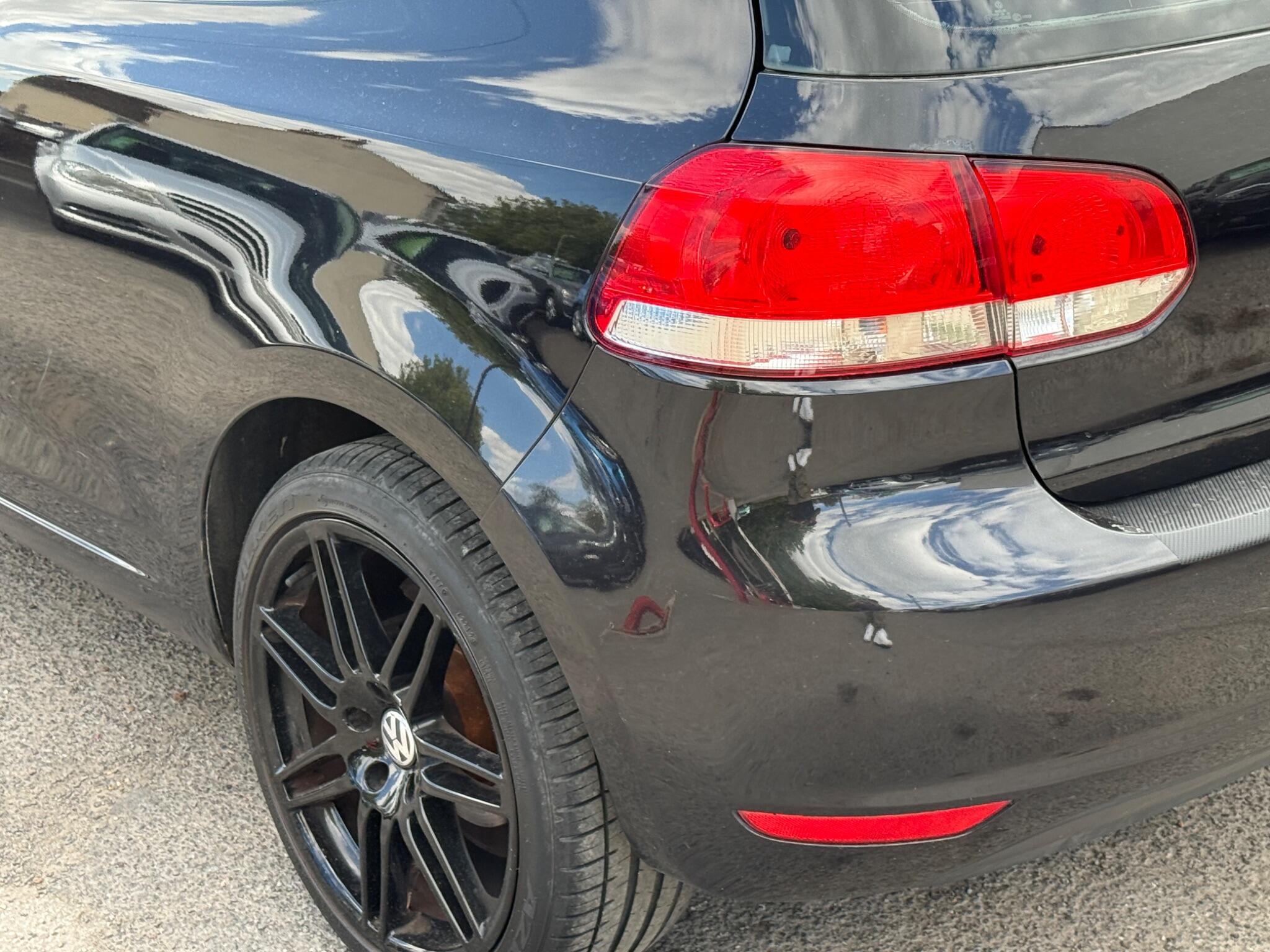 Volkswagen Golf - Image 16
