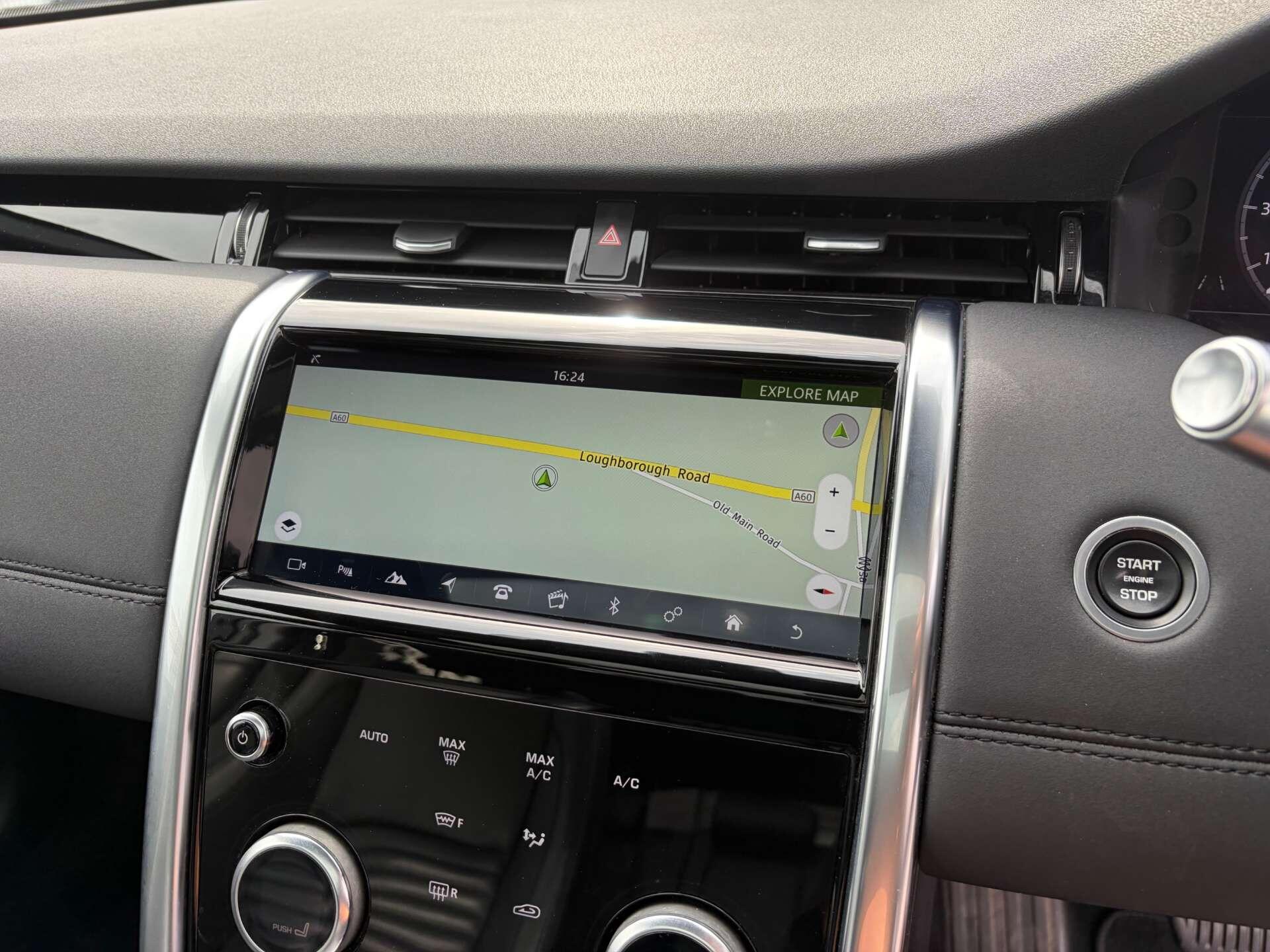 Land Rover Discovery Sport view 53