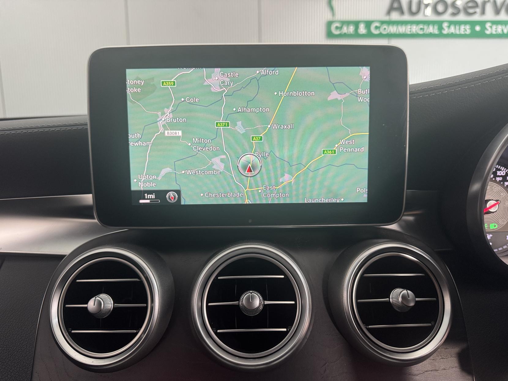 Mercedes-Benz C Class view 56