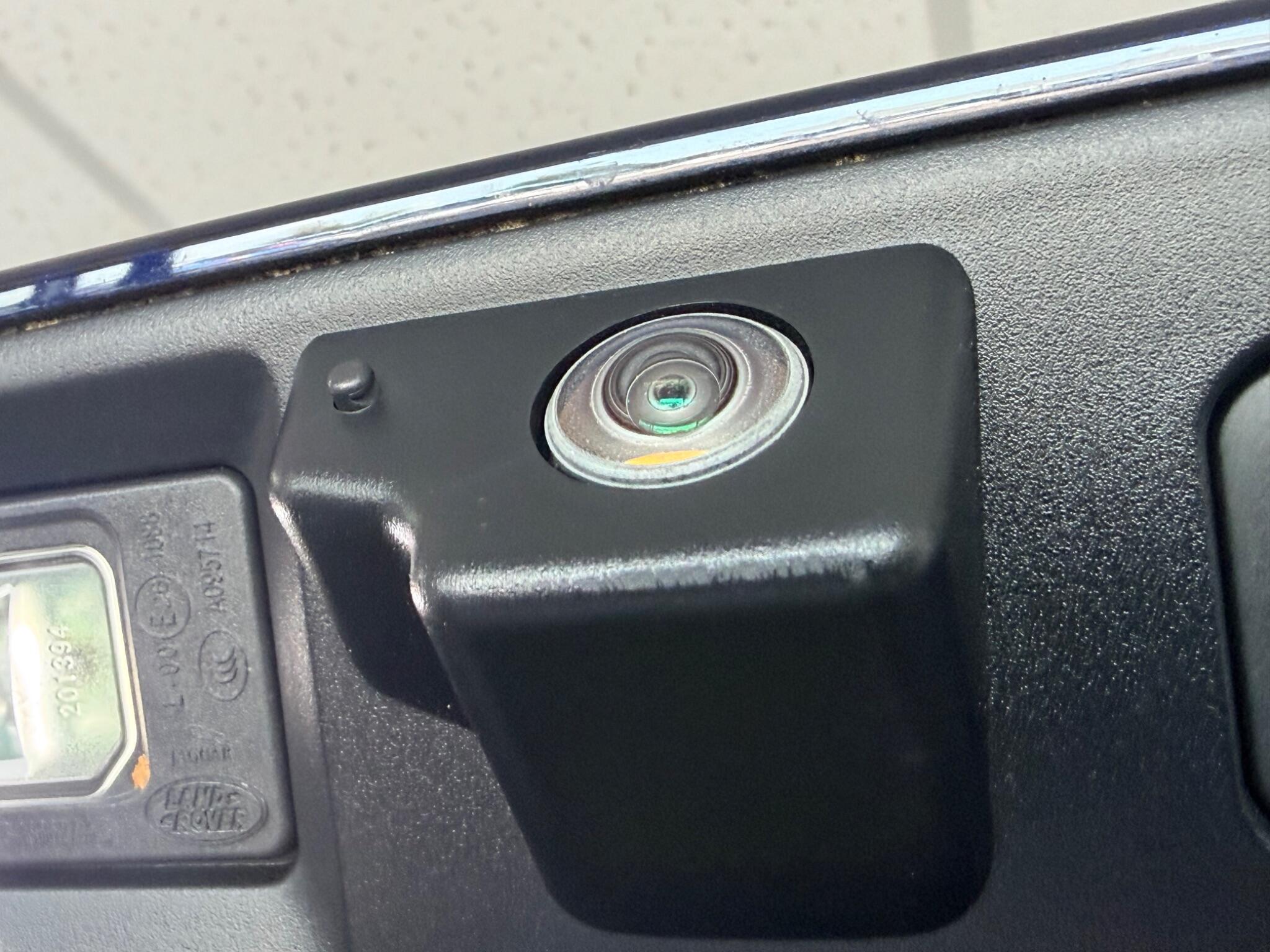 Jaguar I-Pace view 15