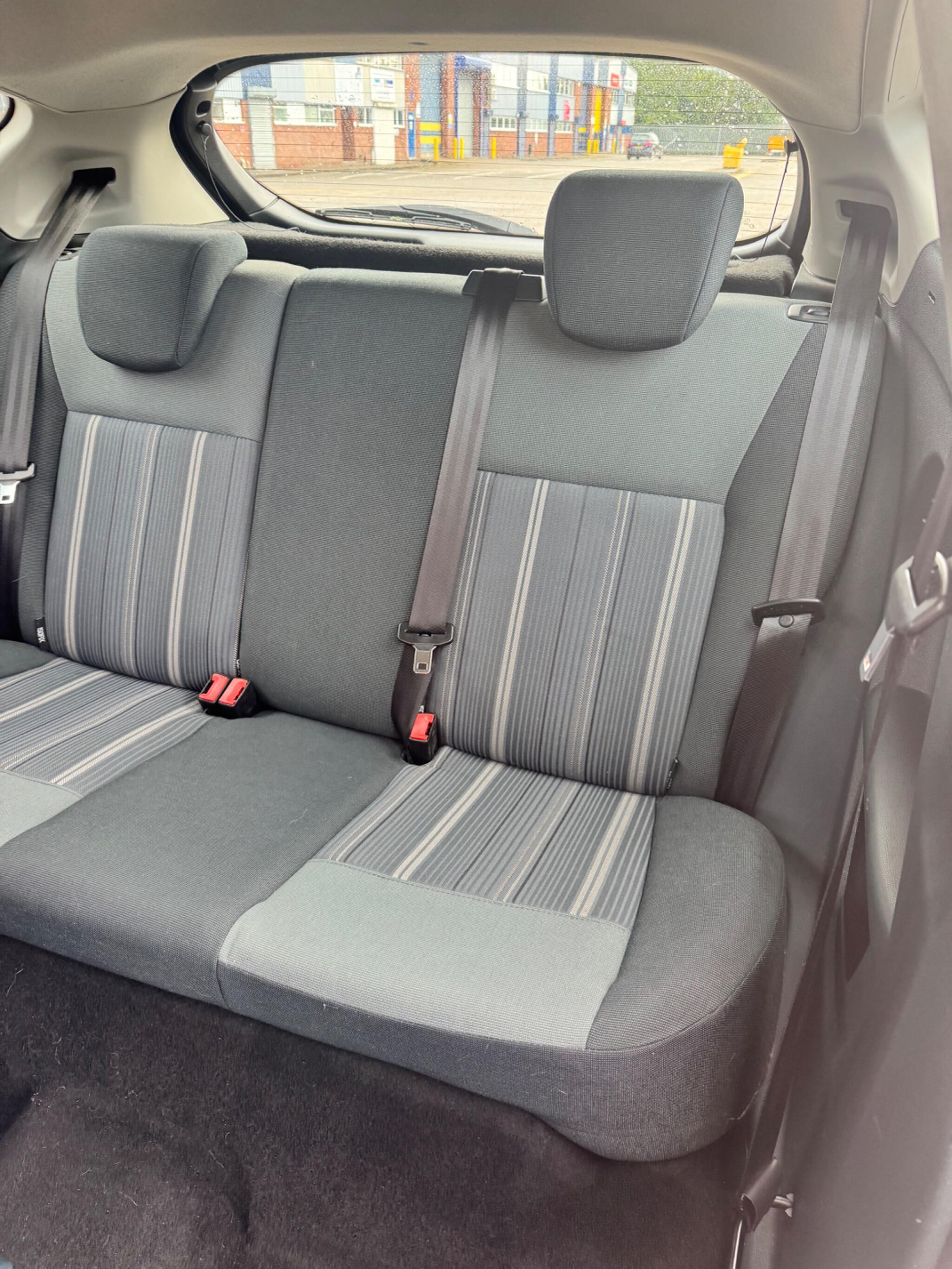 Ford Fiesta view 28