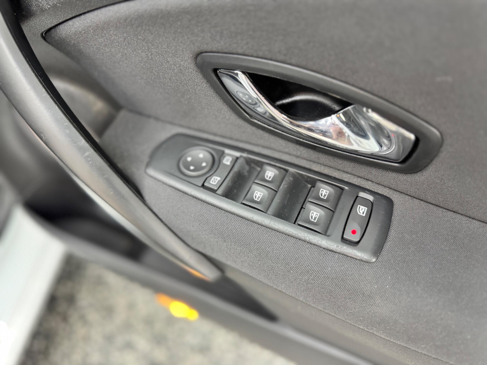 Renault Megane view 28