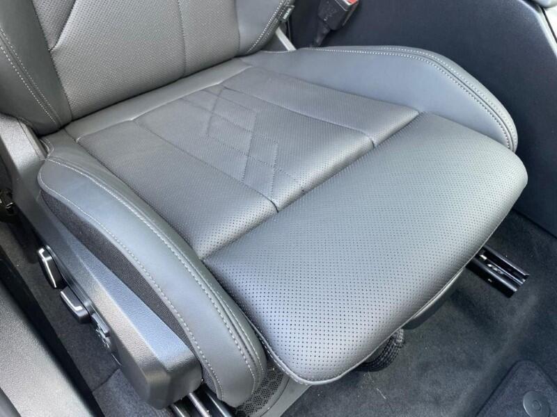 BMW X3 view 26
