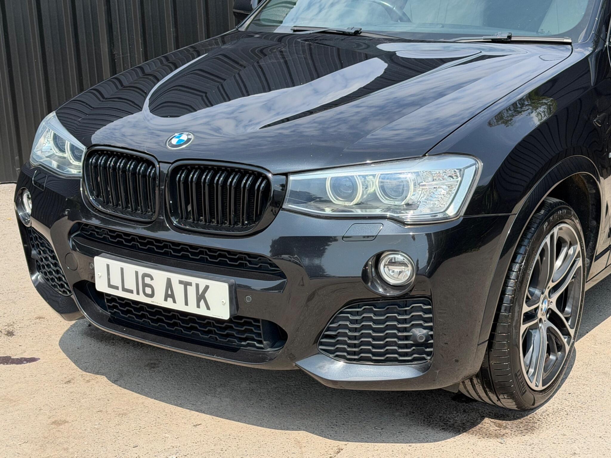 BMW X4 view 37