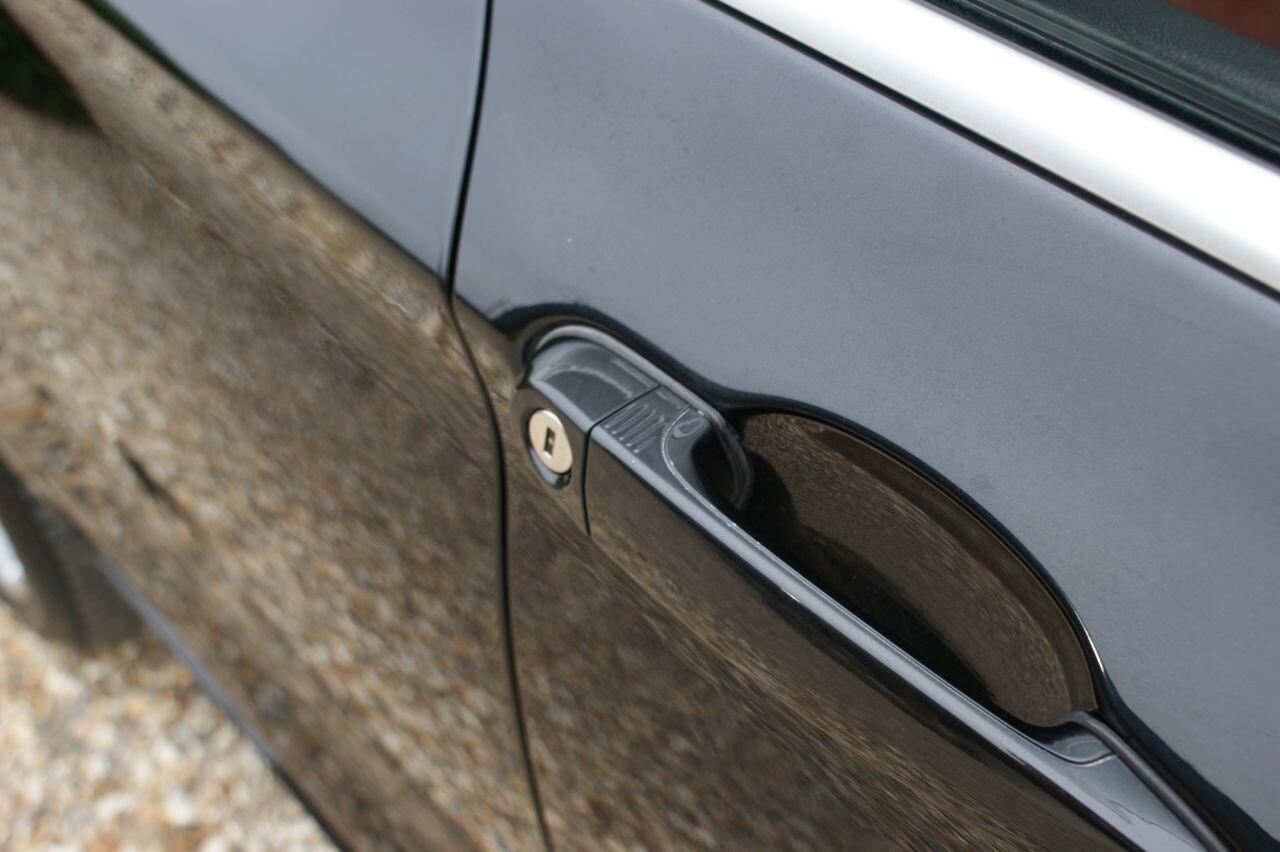BMW X3 view 12