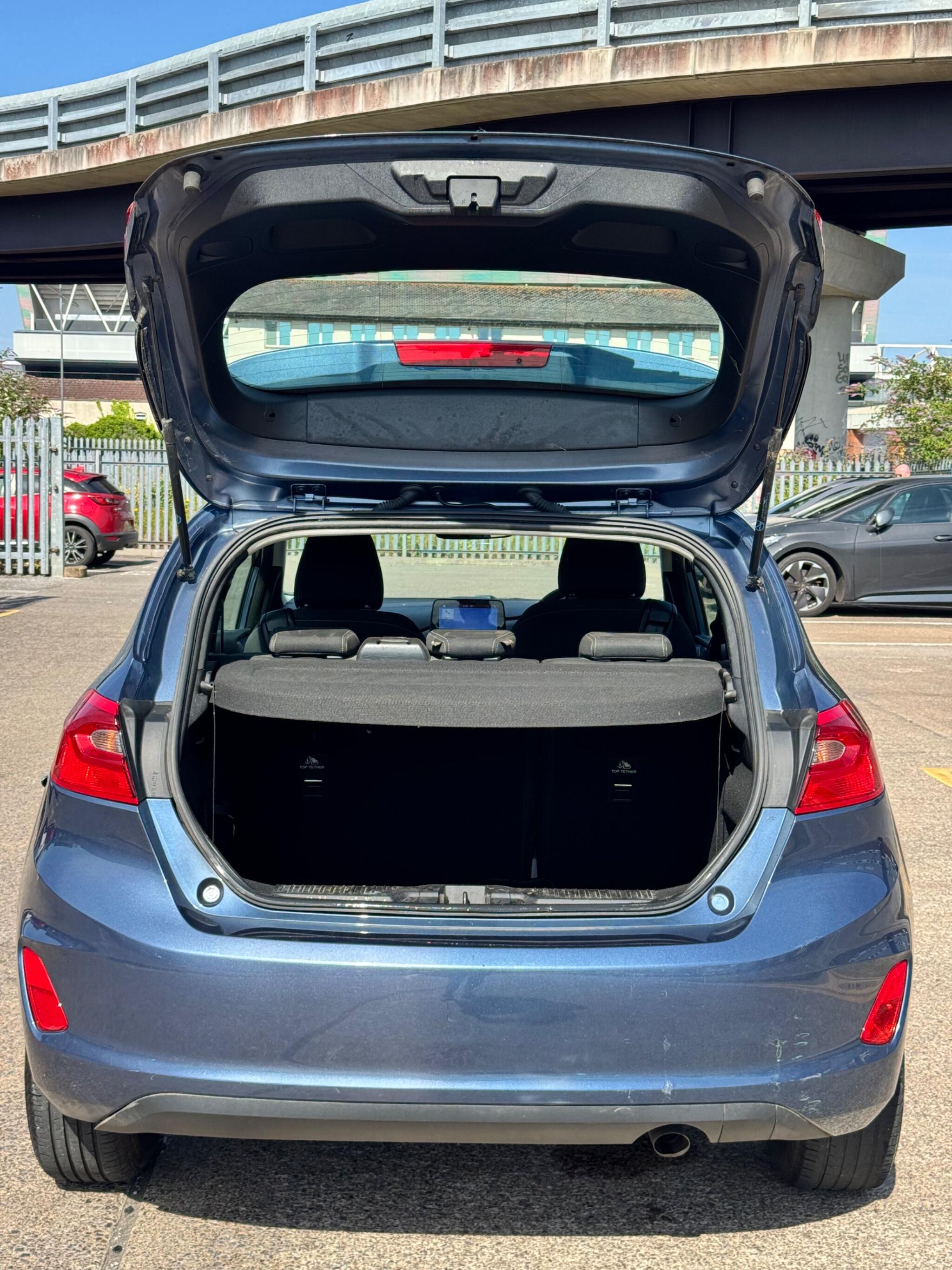 Ford Fiesta view 28