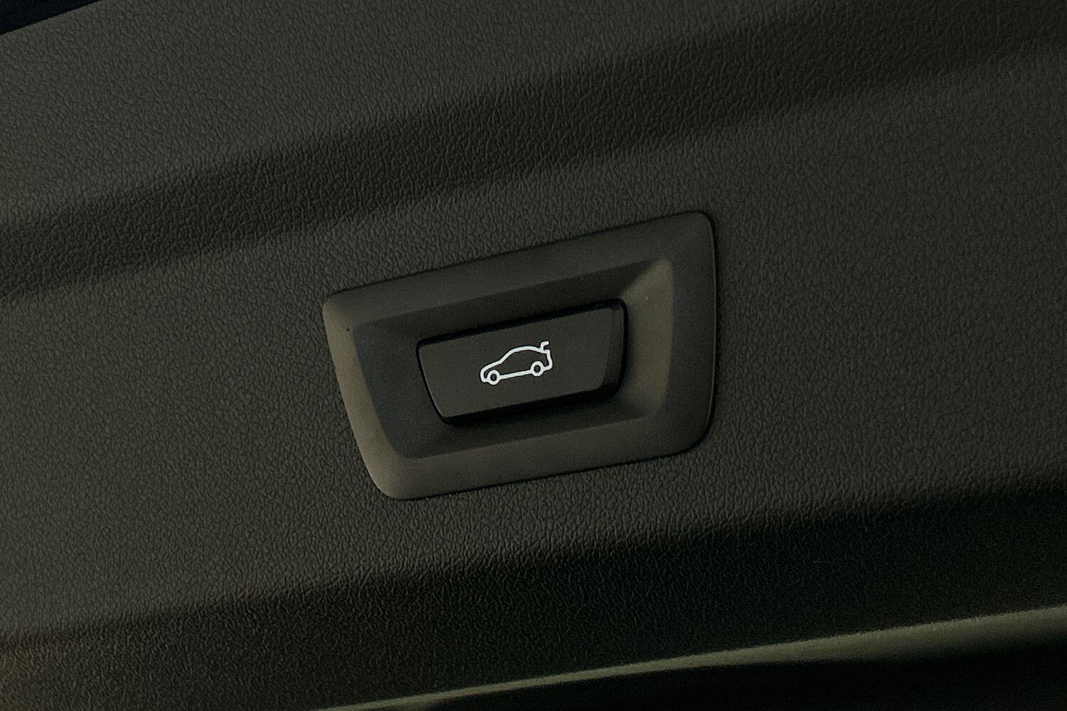 BMW iX2 view 30