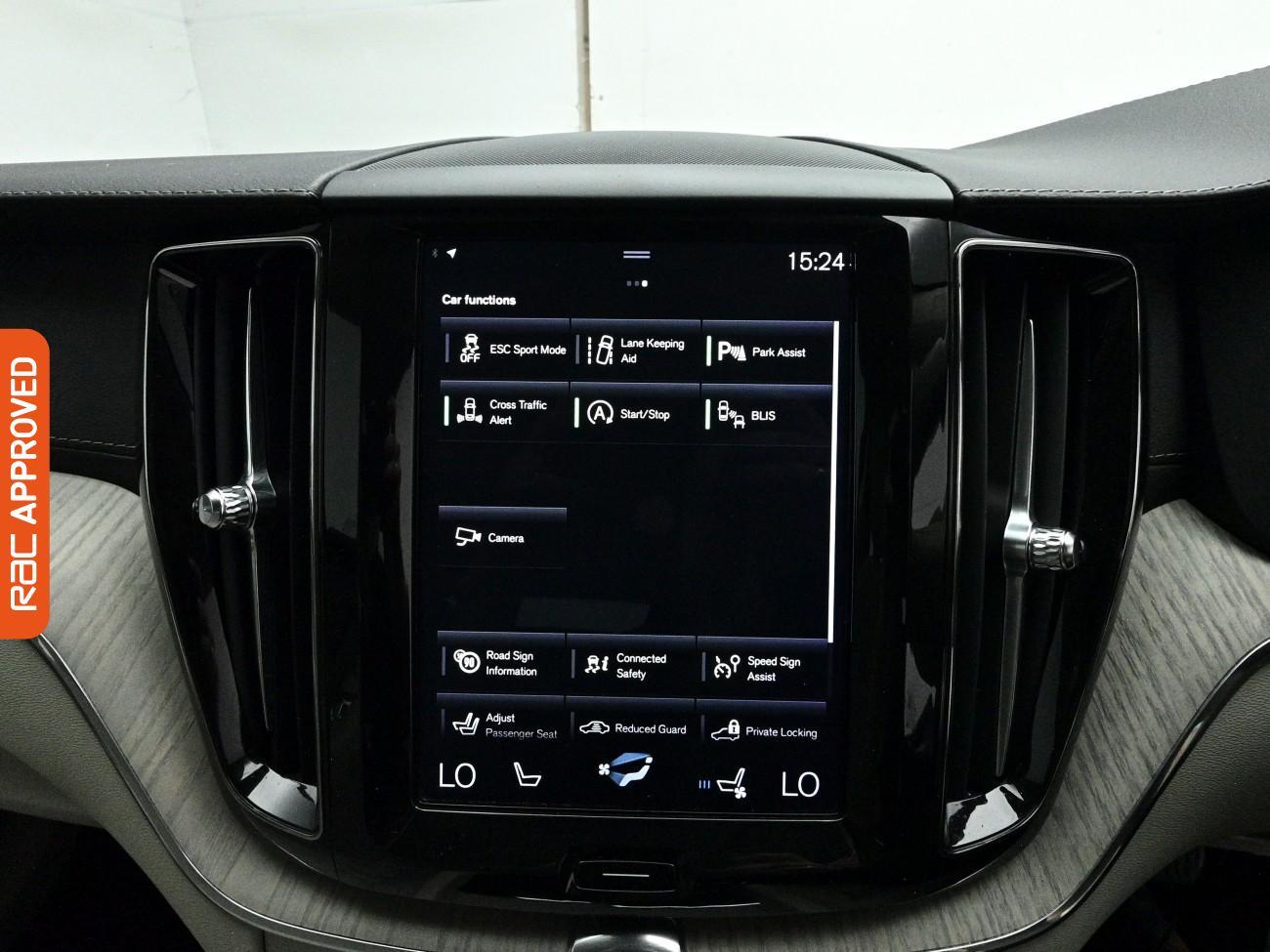 Volvo XC60 view 23