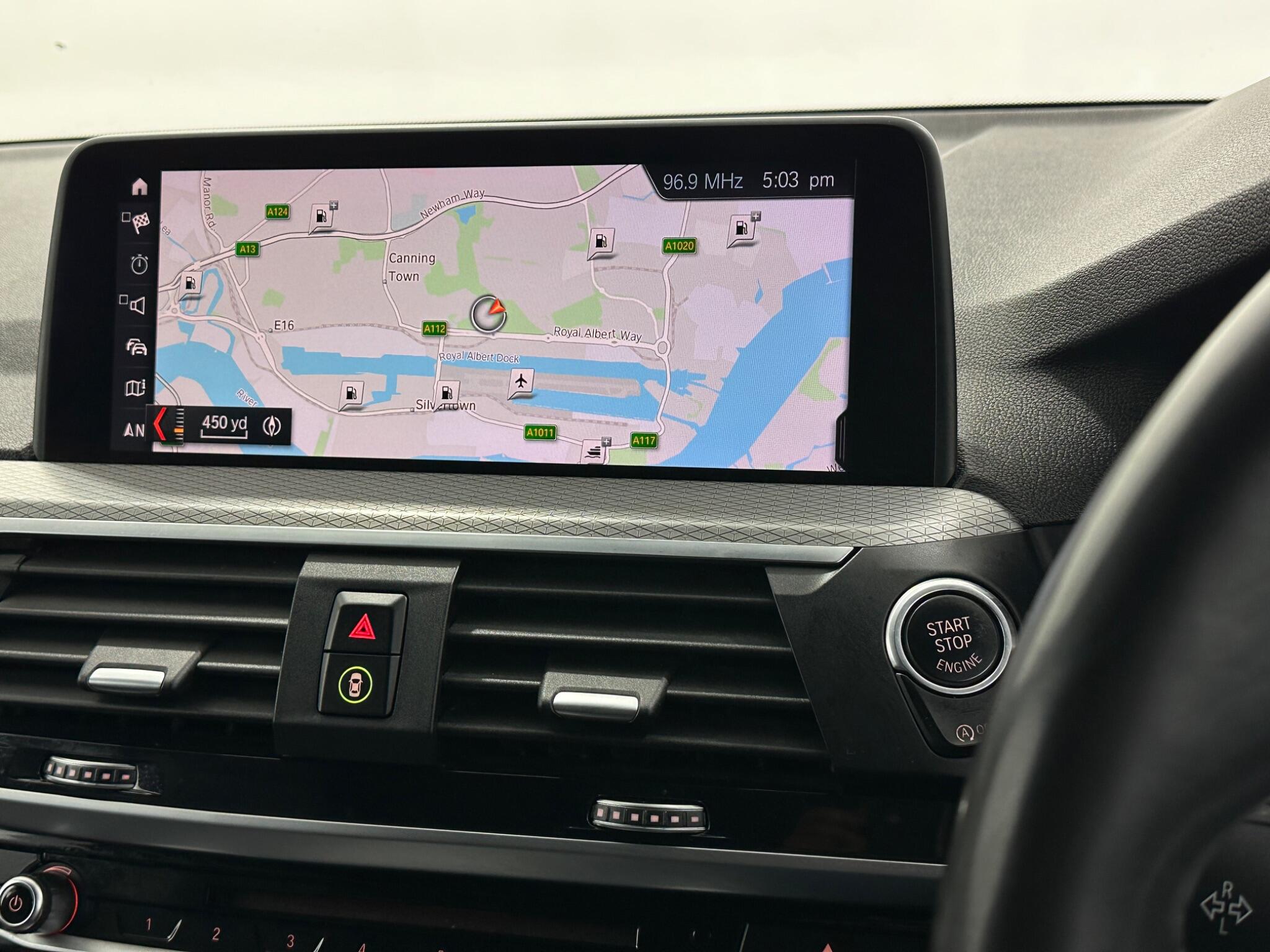 BMW X3 view 23